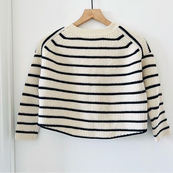 ALC Portland 100% Marino Wool Stripe Crop Sweater in Cream and Navy XS - Picture 6 of 7